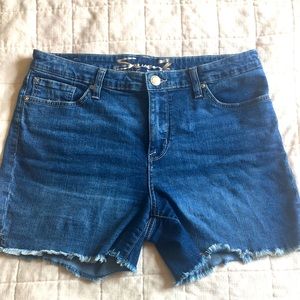 Seven 7 Jean shorts Like New